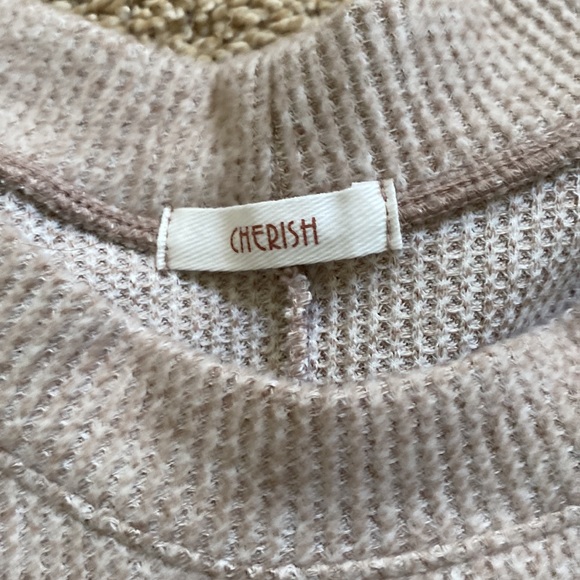 NWOT Waffle Split Hem Tunic Sweater NWOT - Picture 2 of 4